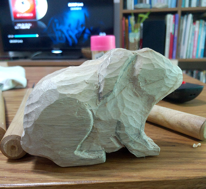 【木雕教程】一只可爱的兔子，雕刻练手新作
